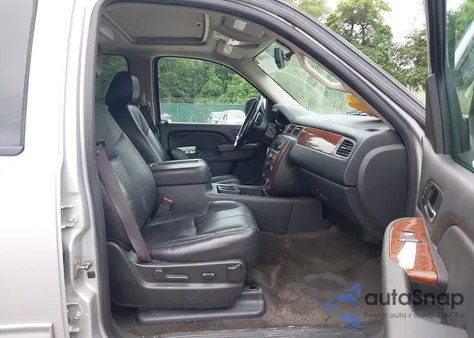 2014 Chevrolet Suburban 1500 Lt из США, поврежденный, VIN 1GNSKJE70ER215516